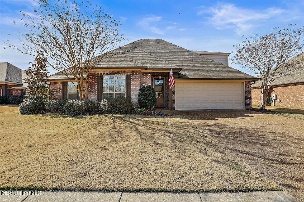 137 Memory Lane Madison, MS 39110 - Photo 1 of 34 Front