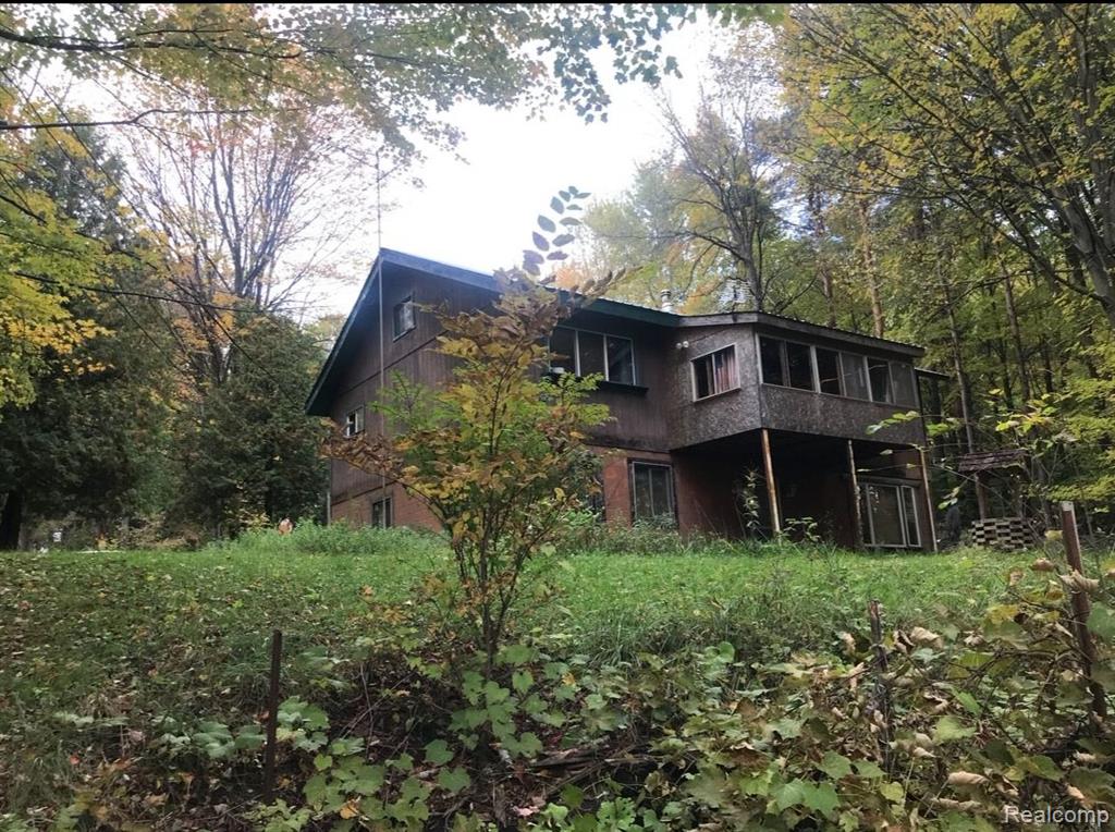 5334 Livermore Road Clifford, MI 48727 - Photo 1 of 26