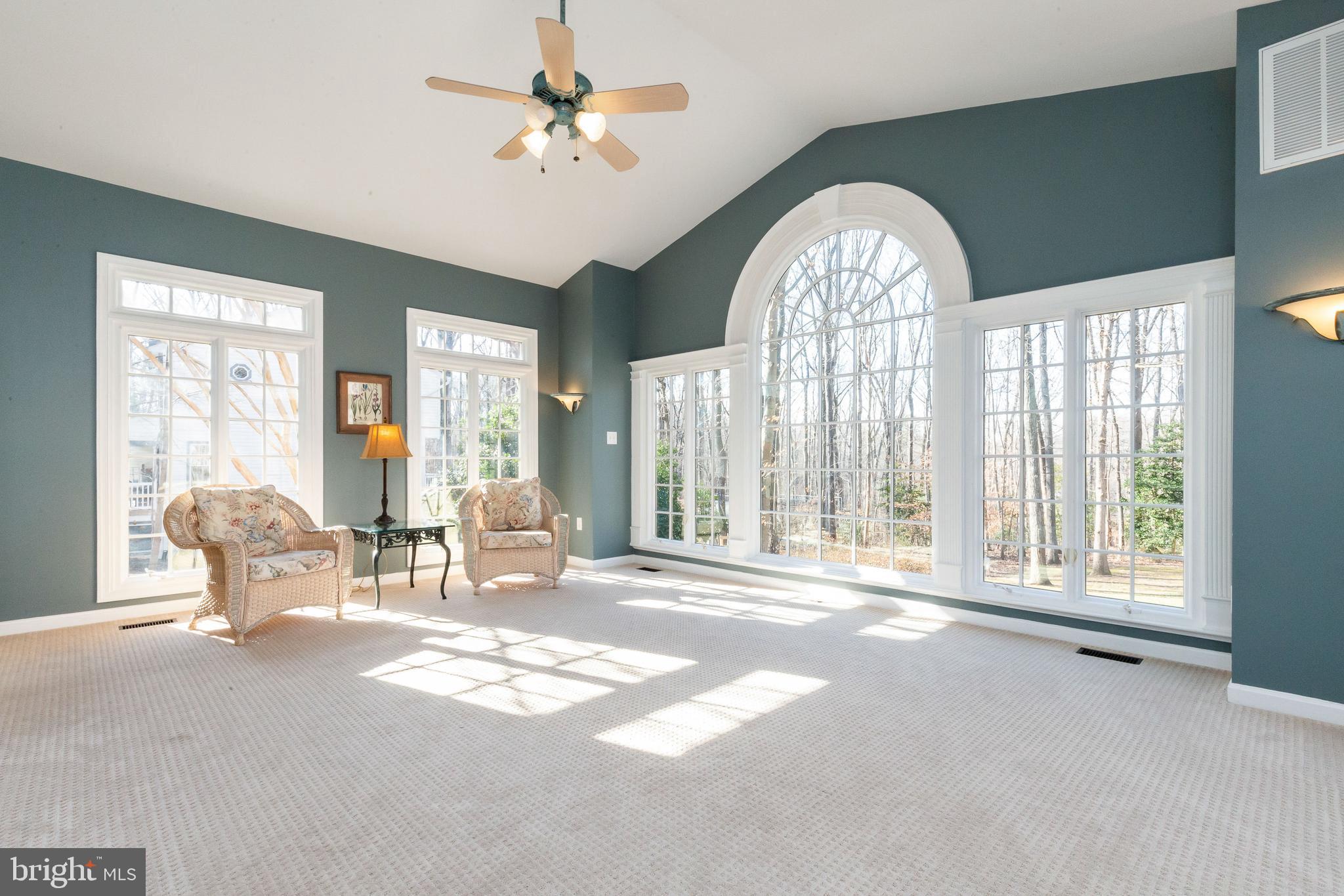13080 Pershing Drive Manassas, VA 20112 - Photo 14 of 56 Massive sun room overlooking private back yard