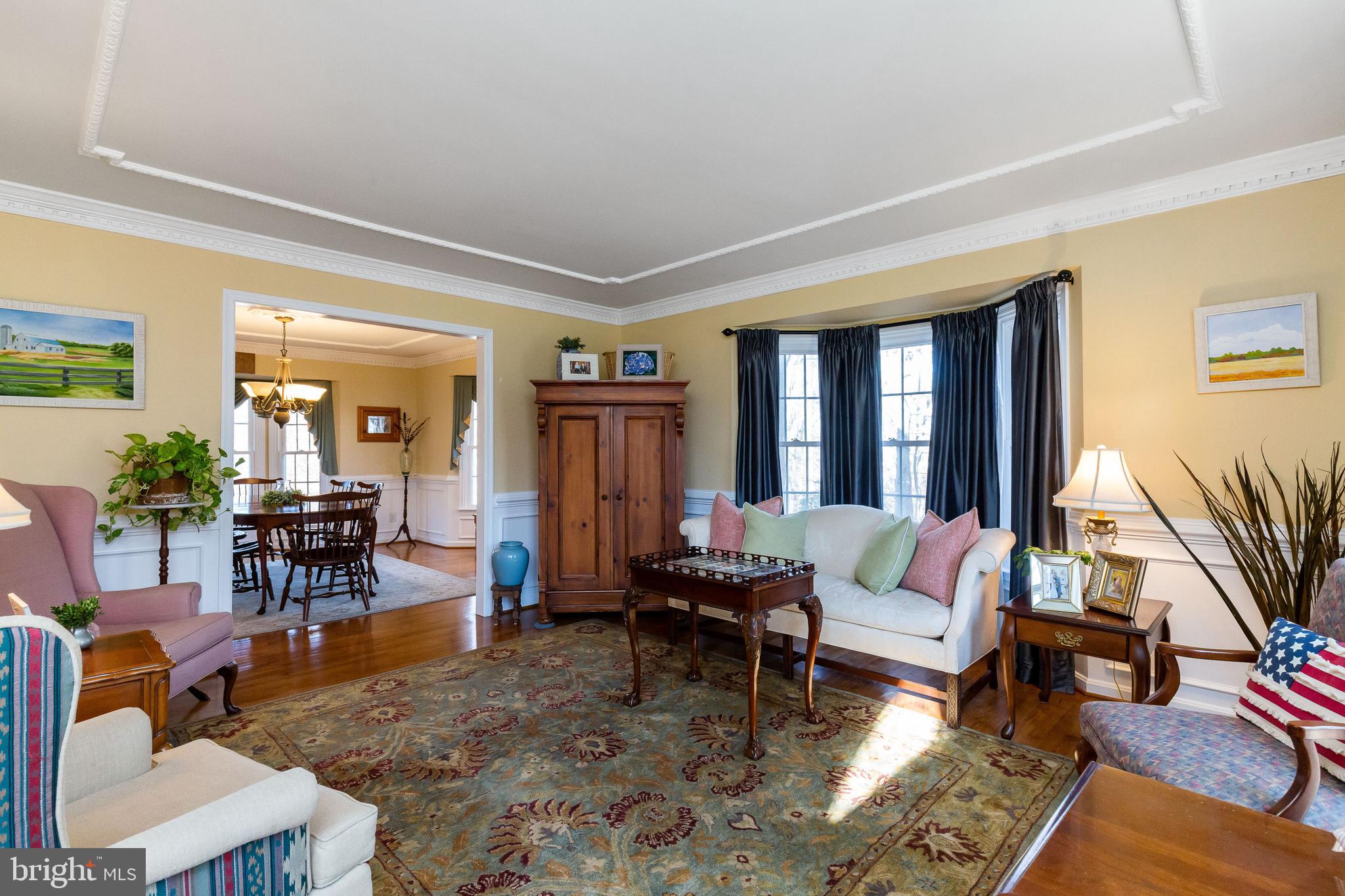 13080 Pershing Drive Manassas, VA 20112 - Photo 20 of 56 Formal living room with bay window