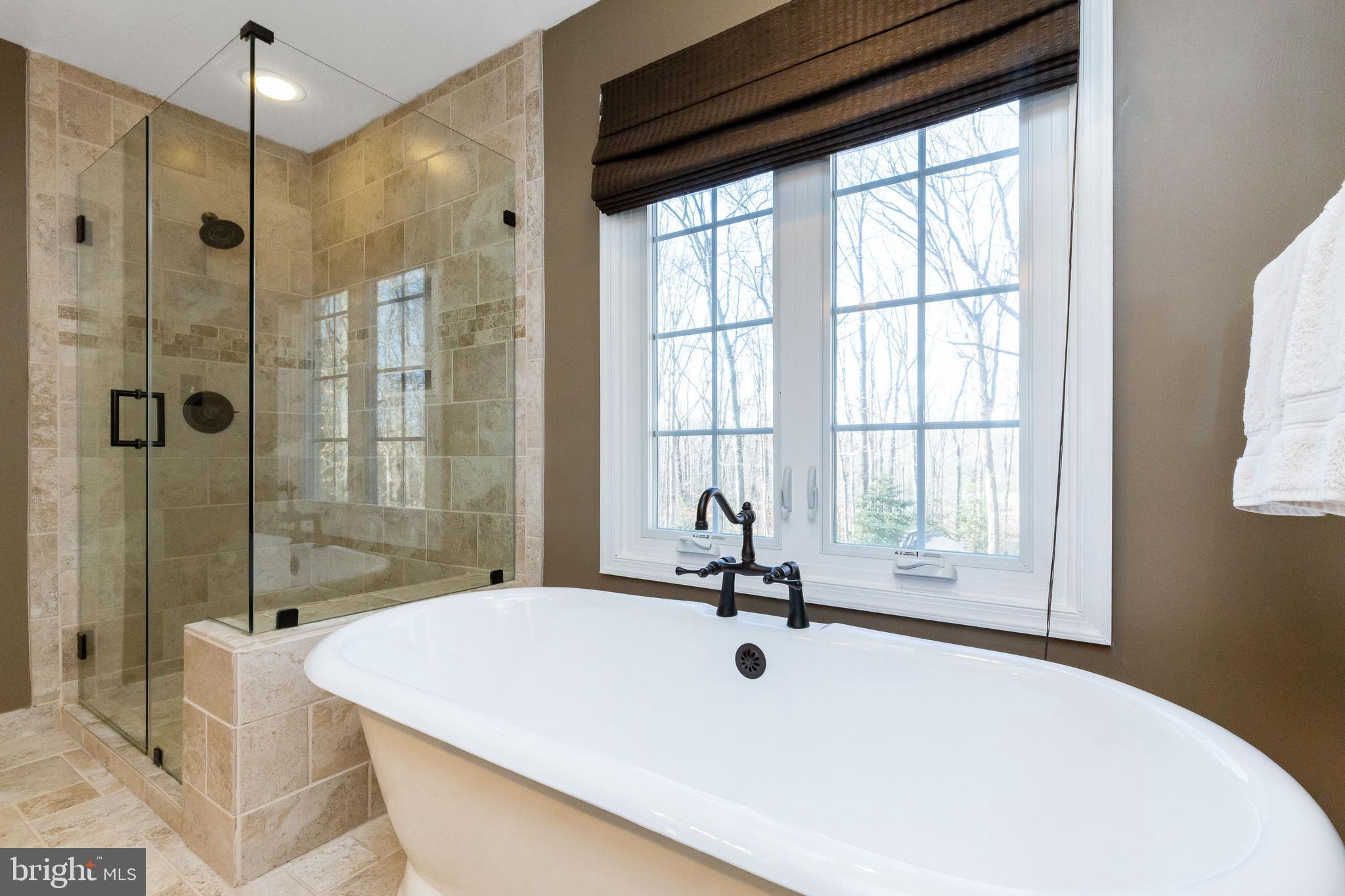 13080 Pershing Drive Manassas, VA 20112 - Photo 31 of 56 Luxury master en suite