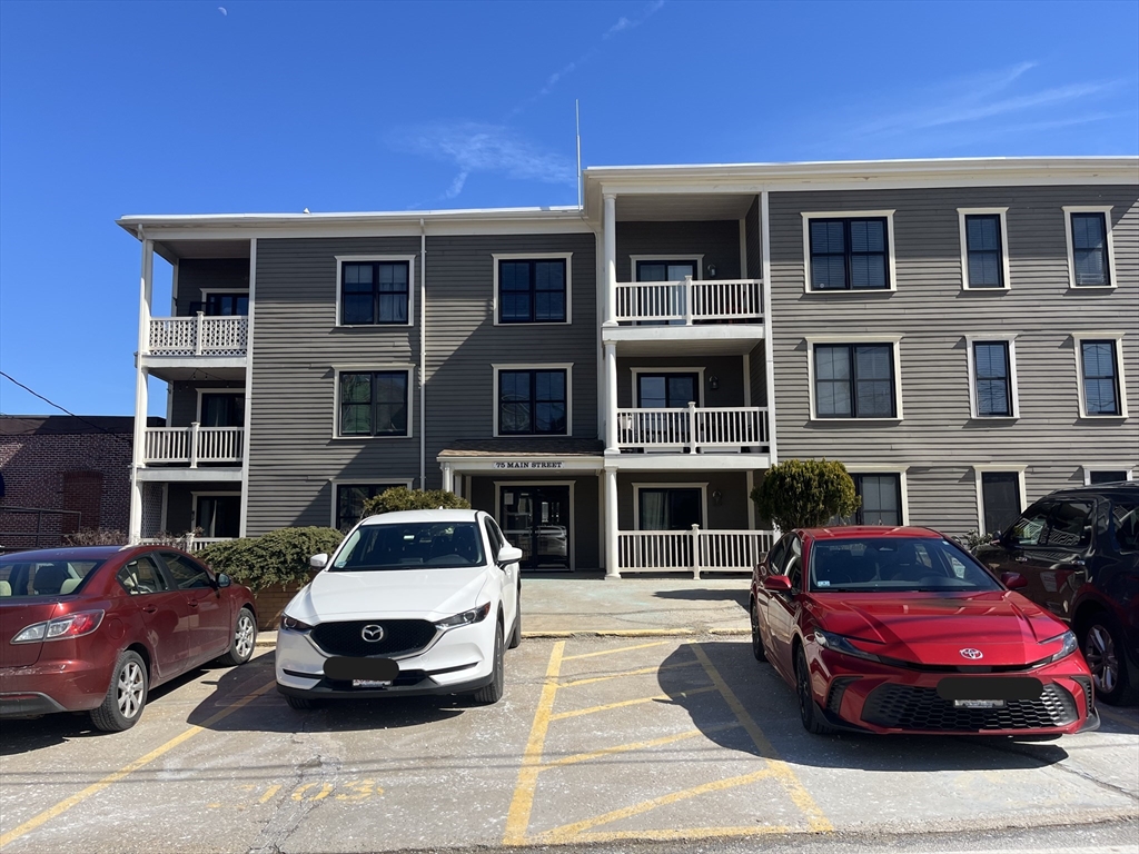 75 Main Street, Unit 104 Amesbury, MA 01913 - Photo 1 of 9