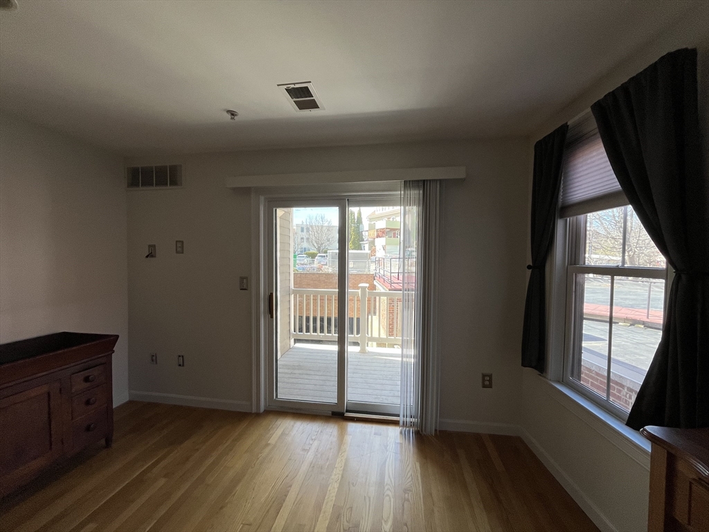 75 Main Street, Unit 104 Amesbury, MA 01913 - Photo 2 of 9