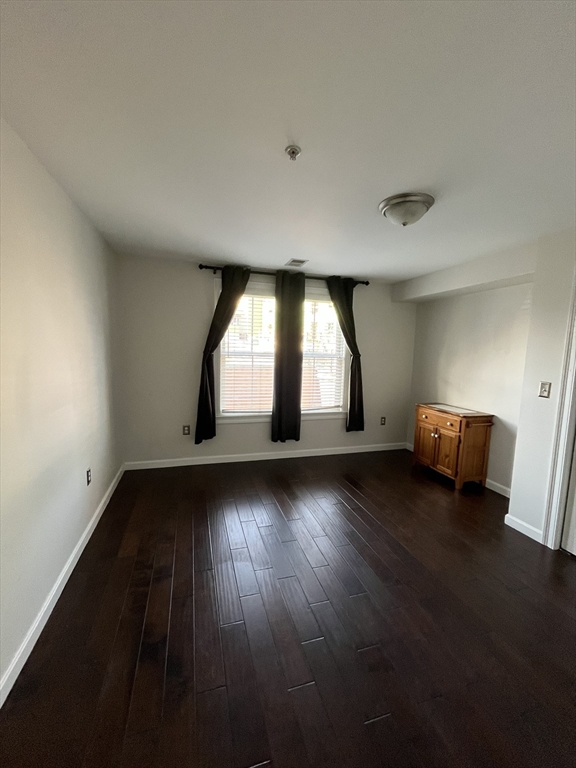 75 Main Street, Unit 104 Amesbury, MA 01913 - Photo 4 of 9