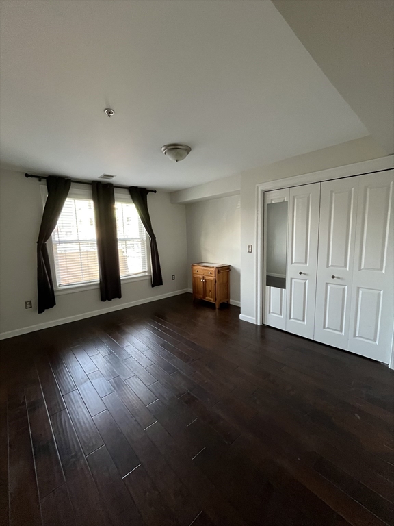 75 Main Street, Unit 104 Amesbury, MA 01913 - Photo 5 of 9