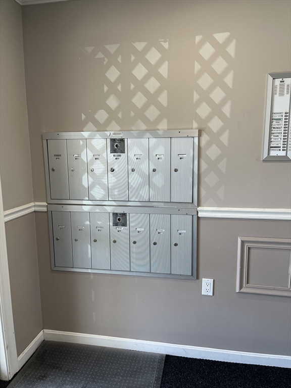 75 Main Street, Unit 104 Amesbury, MA 01913 - Photo 8 of 9