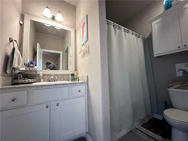 $2,400 | 3531 Summerway Drive, College Station, TX 77845
