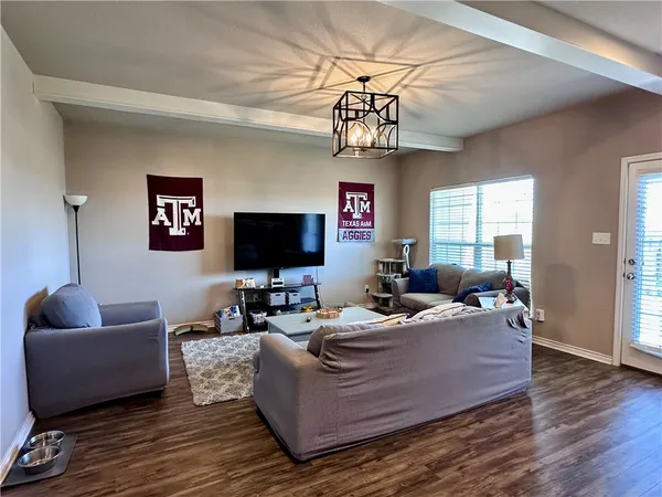 $2,400 | 3531 Summerway Drive, College Station, TX 77845