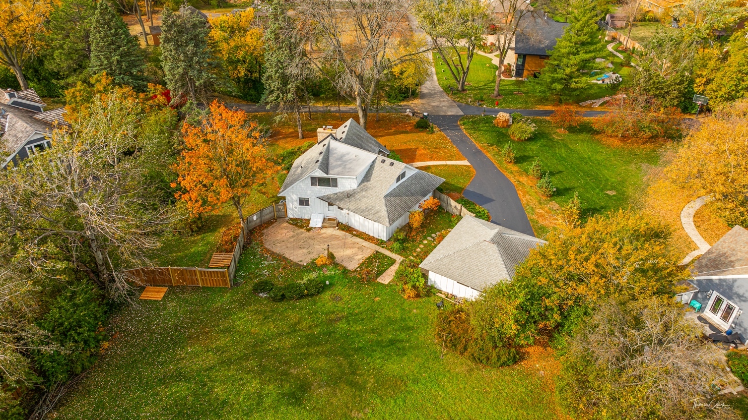853 Cramer Court Willowbrook, IL 60527 - Photo 6 of 32 an aerial view of residential house with outdoor space and trees all around