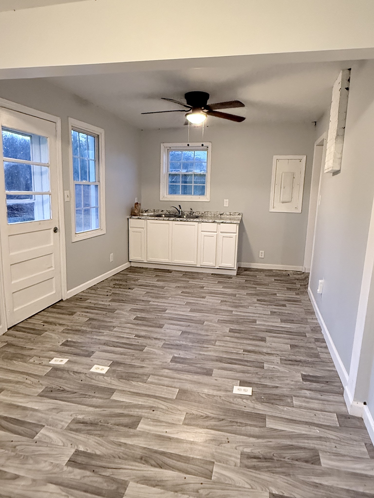 2732 Railroad Bed Road Iron City, TN 38463 - Photo 43 of 44 a view of a living room