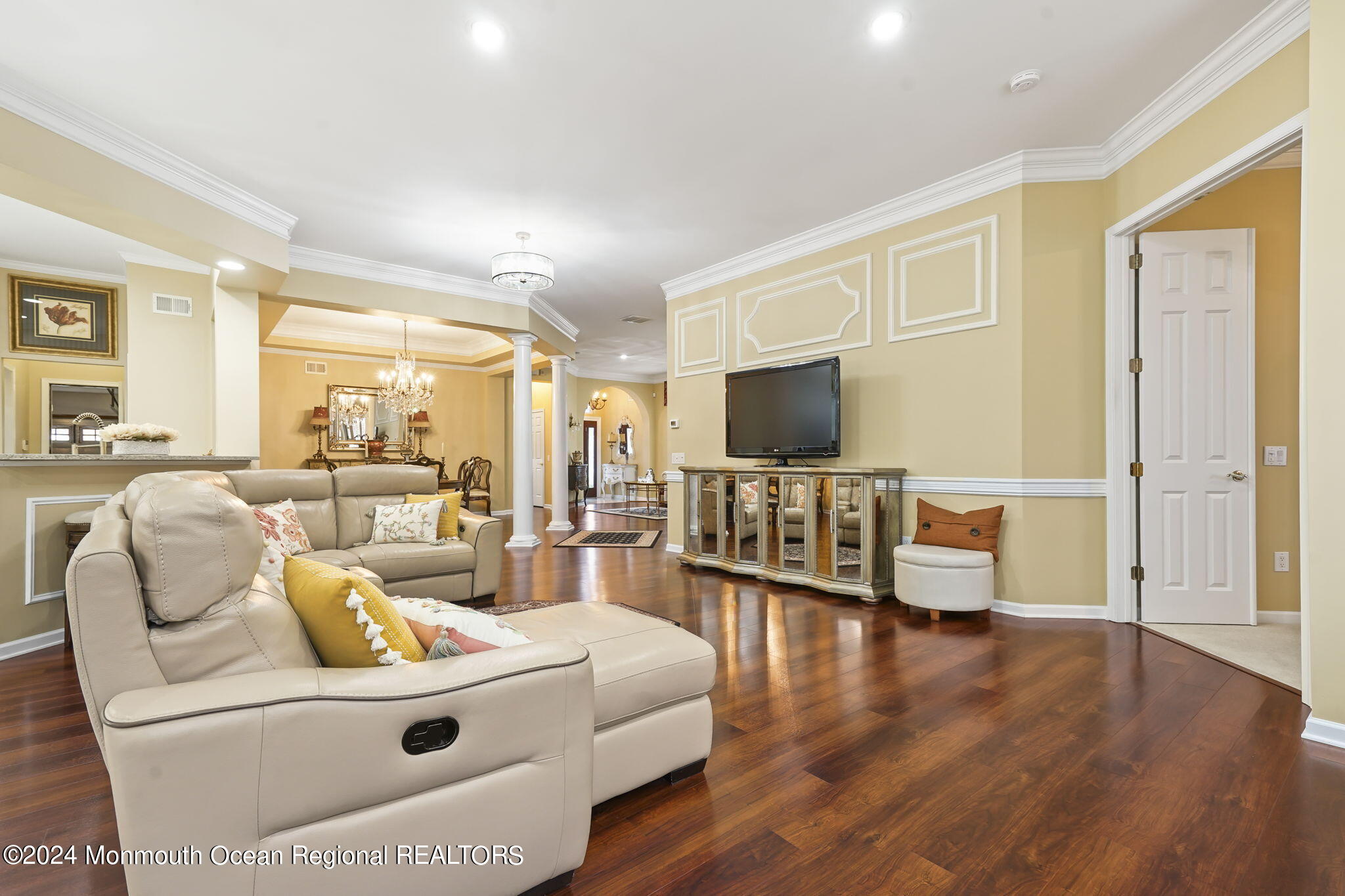 32 Inverness Lane Jackson, NJ 08527 - Photo 22 of 44 Family Room
