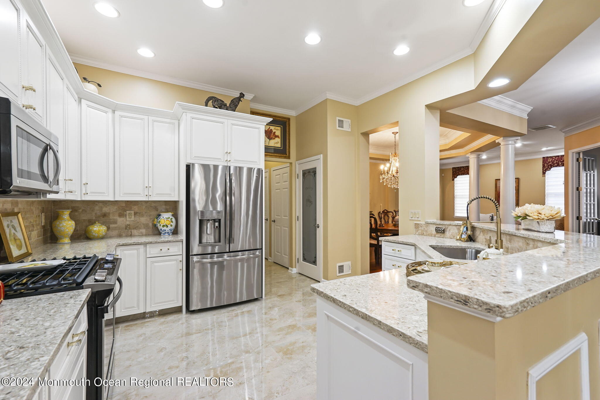 32 Inverness Lane Jackson, NJ 08527 - Photo 28 of 44 Kitchen