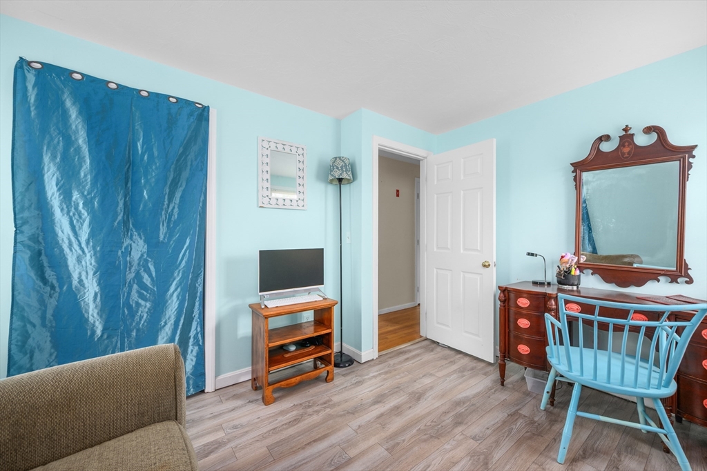 171 Wheeler Road Mashpee, MA 02649 - Photo 12 of 31 Gallery Image 12