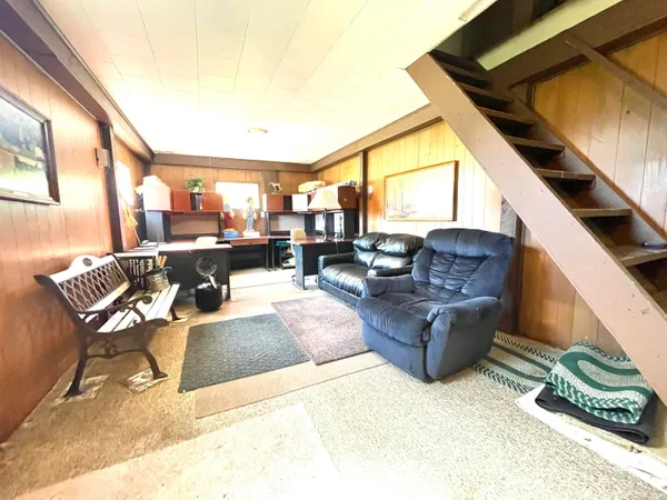 $1,250,000 | 591 East 400th Street South, Kokomo, IN 46902
