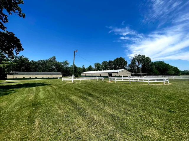 $1,250,000 | 591 East 400th Street South, Kokomo, IN 46902