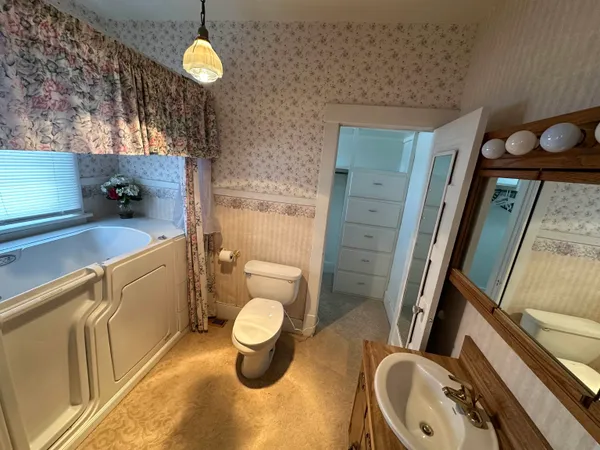 $425,000 | 100 East 23rd Avenue, Torrington, WY 82240