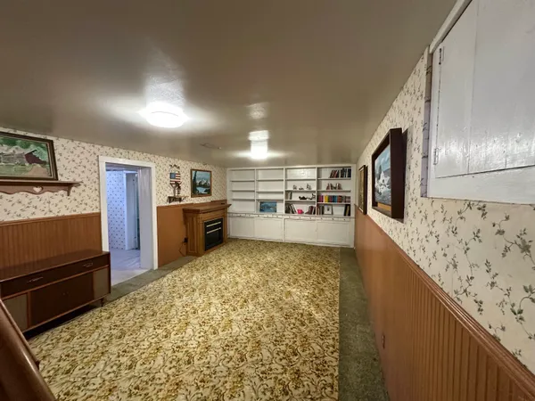 $425,000 | 100 East 23rd Avenue, Torrington, WY 82240