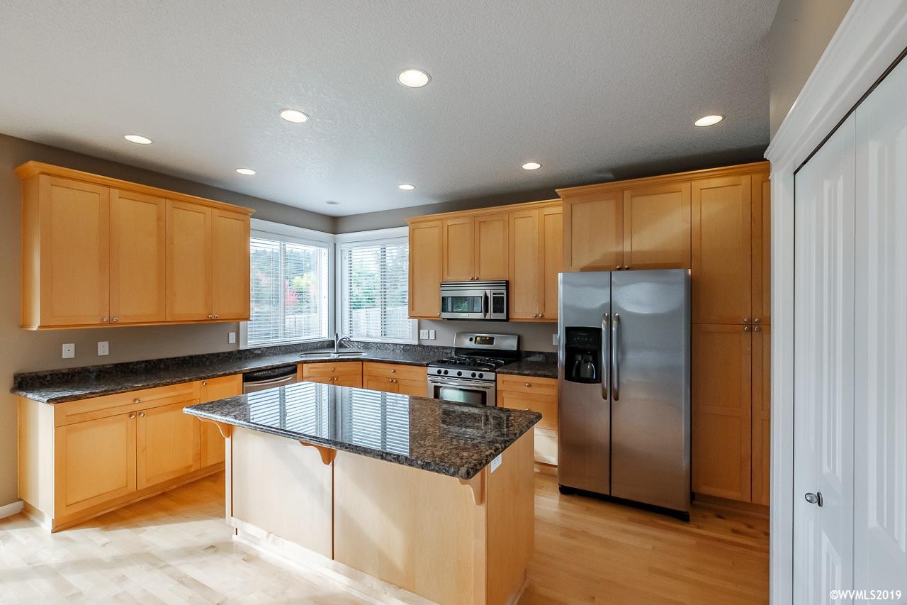 2676 Broadway Street Northwest Albany, OR 97321 - Photo 7 of 42