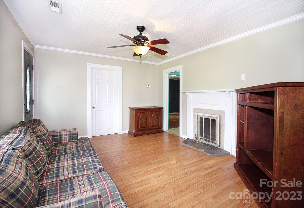 920 Cottrell Hill Road Lenoir, NC 28645 - Photo 2 of 11 Gallery Image 2