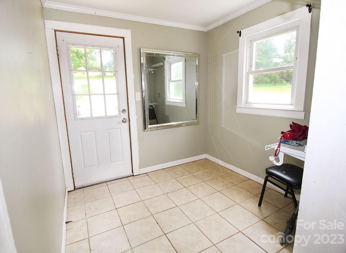 920 Cottrell Hill Road Lenoir, NC 28645 - Photo 8 of 11 Gallery Image 8