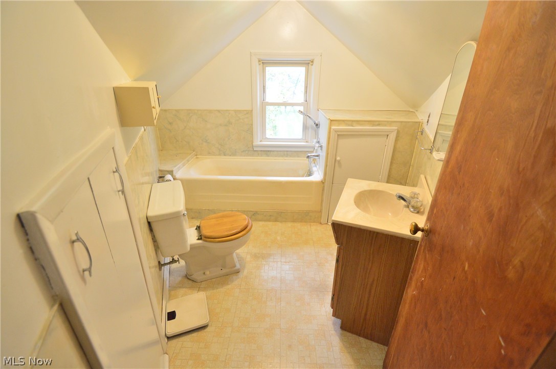 1775 Depot Road Salem, OH 44460 - Photo 10 of 20 Gallery Image 10