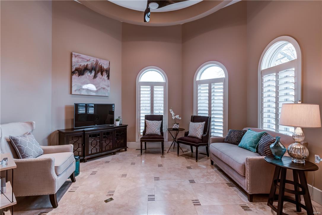 45 Lynnbrook Road St. Louis, MO 63131 - Photo 10 of 92