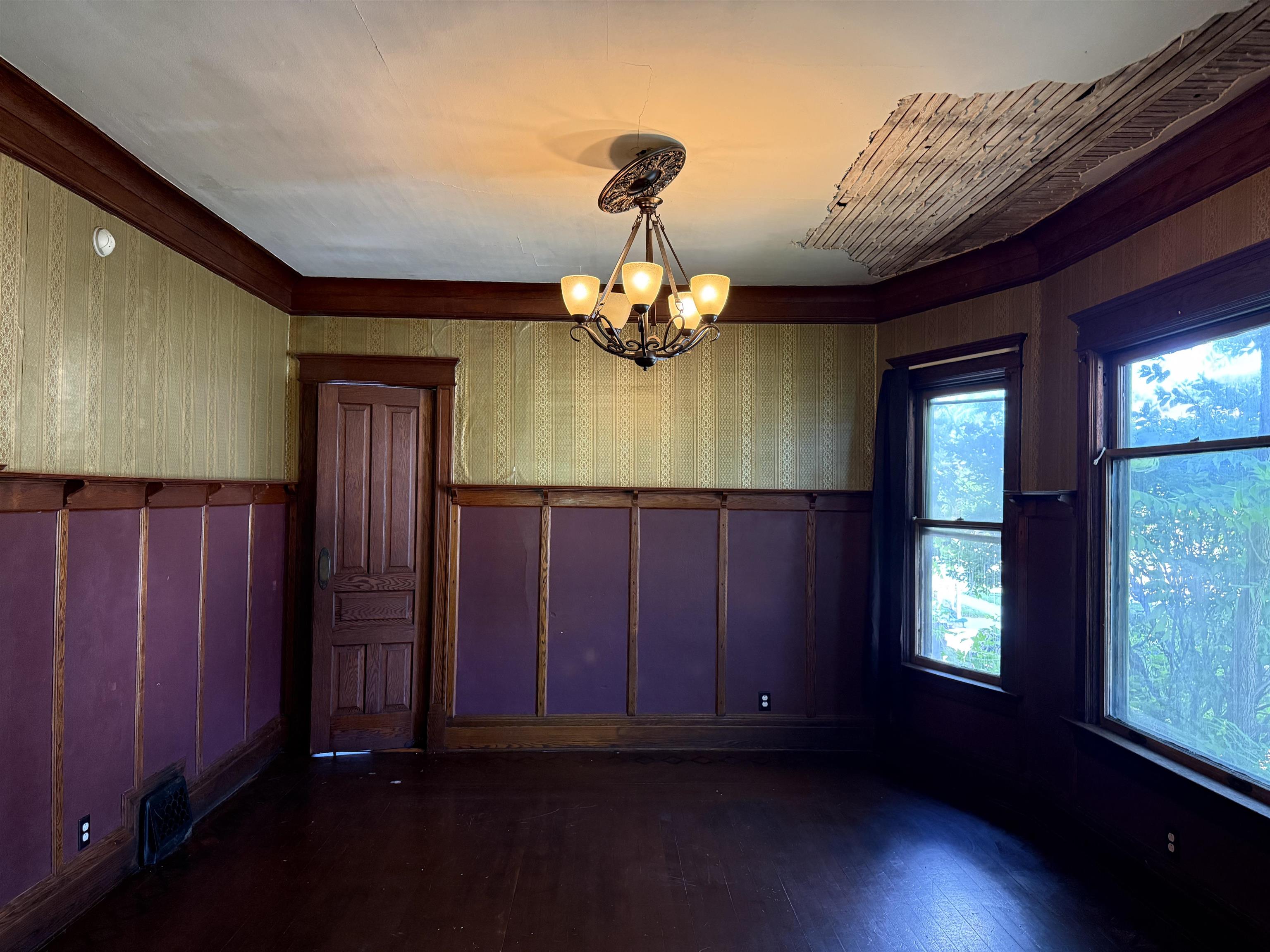 1602 Clark Street Manitowoc, WI 54220 - Photo 8 of 13