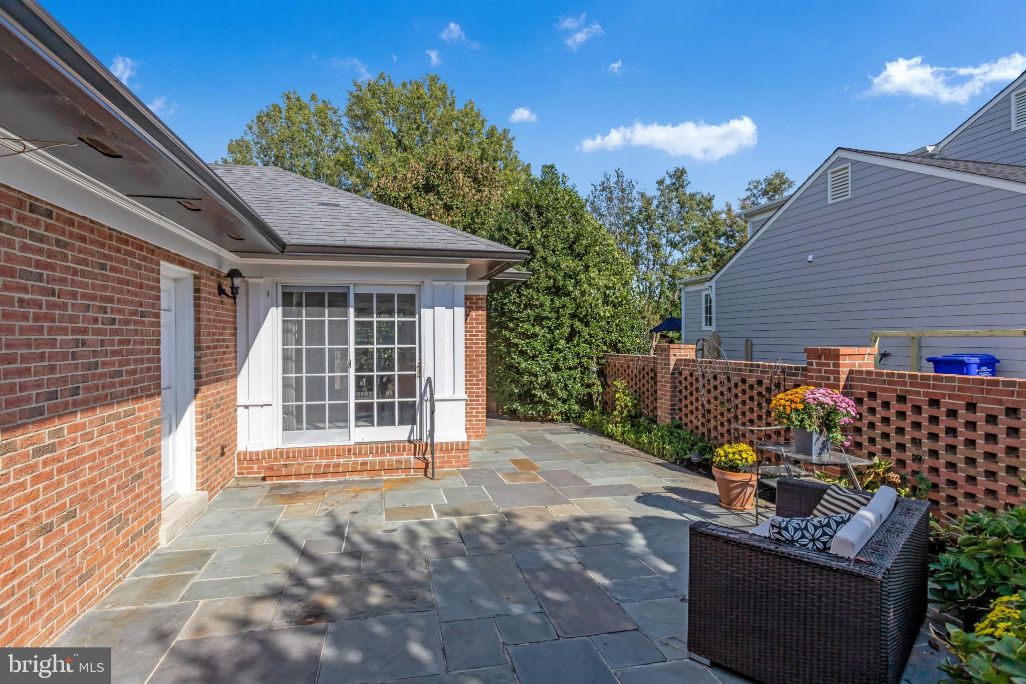 9801 Kendale Road Potomac, MD 20854 - Photo 16 of 47 Gallery Image 16