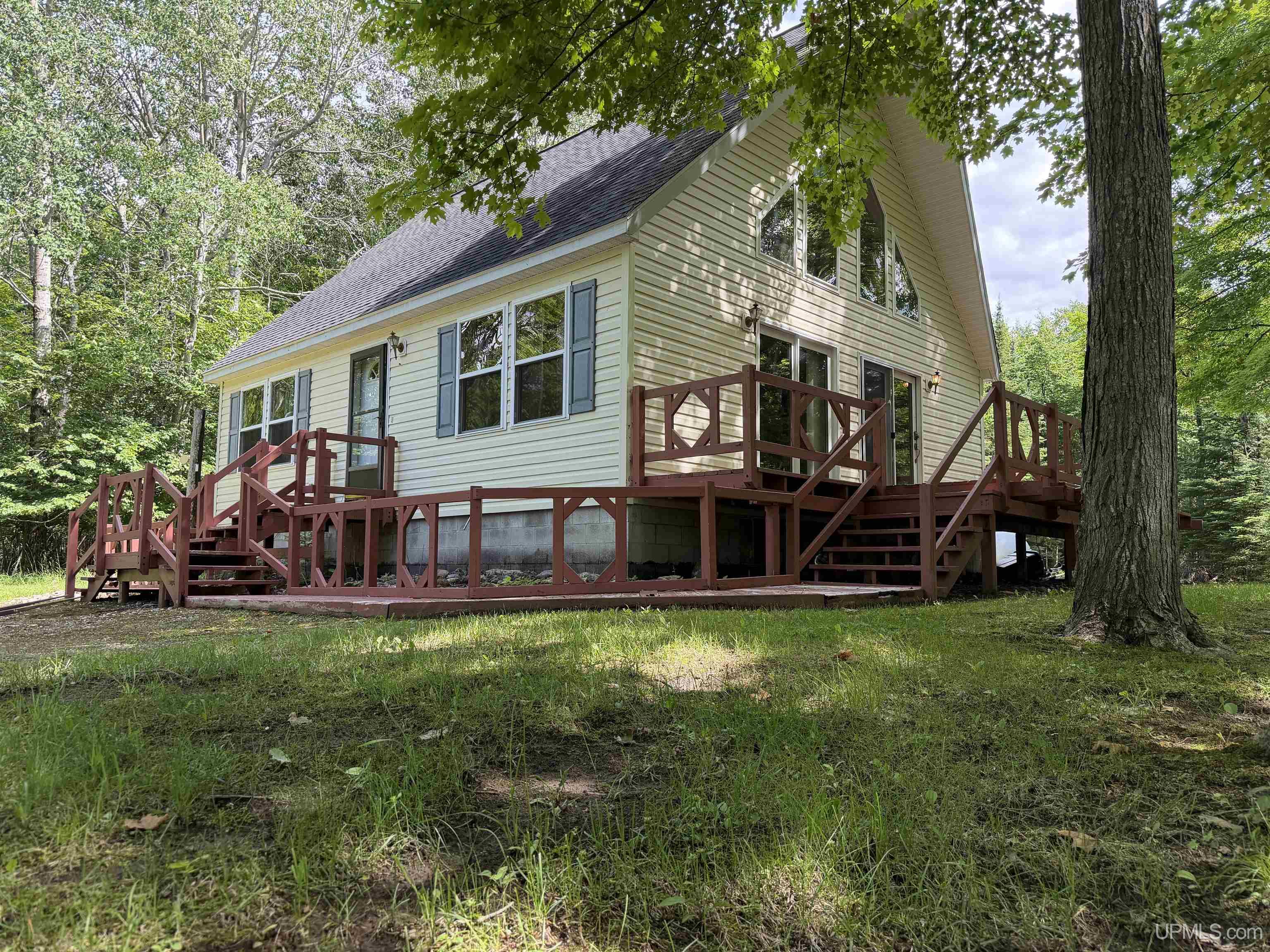 13465 10th Road Garden, MI 49835 - Photo 2 of 43