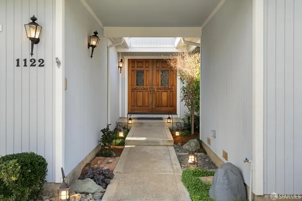 $2,198,800 | 1122 Kendal Court, San Jose, CA 95120