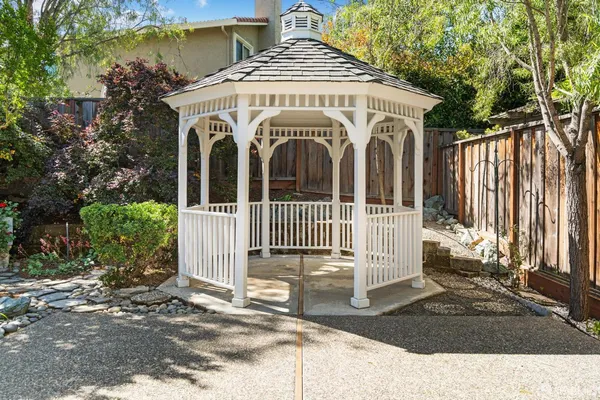 $2,198,800 | 1122 Kendal Court, San Jose, CA 95120
