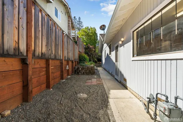 $2,198,800 | 1122 Kendal Court, San Jose, CA 95120