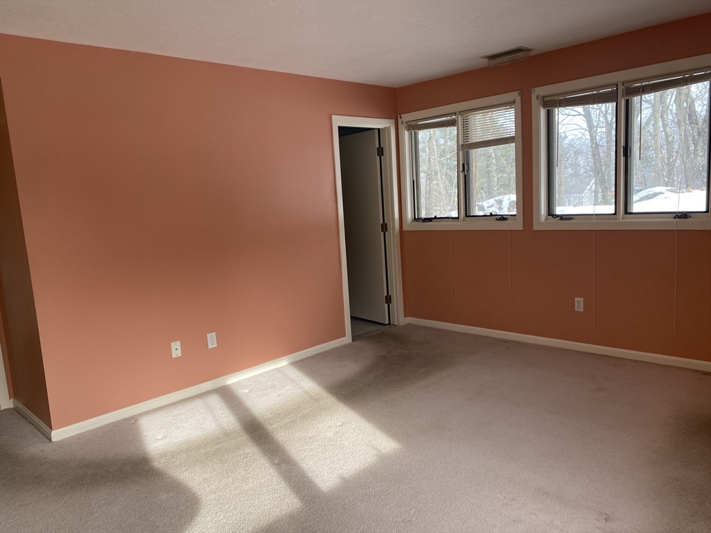 330 Sunderland Road, Unit 26 Worcester, MA 01604 - Photo 12 of 20