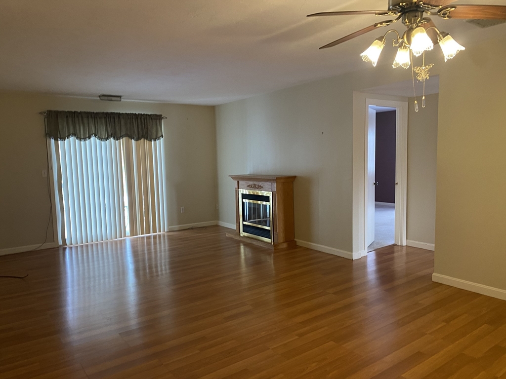 330 Sunderland Road, Unit 26 Worcester, MA 01604 - Photo 7 of 20