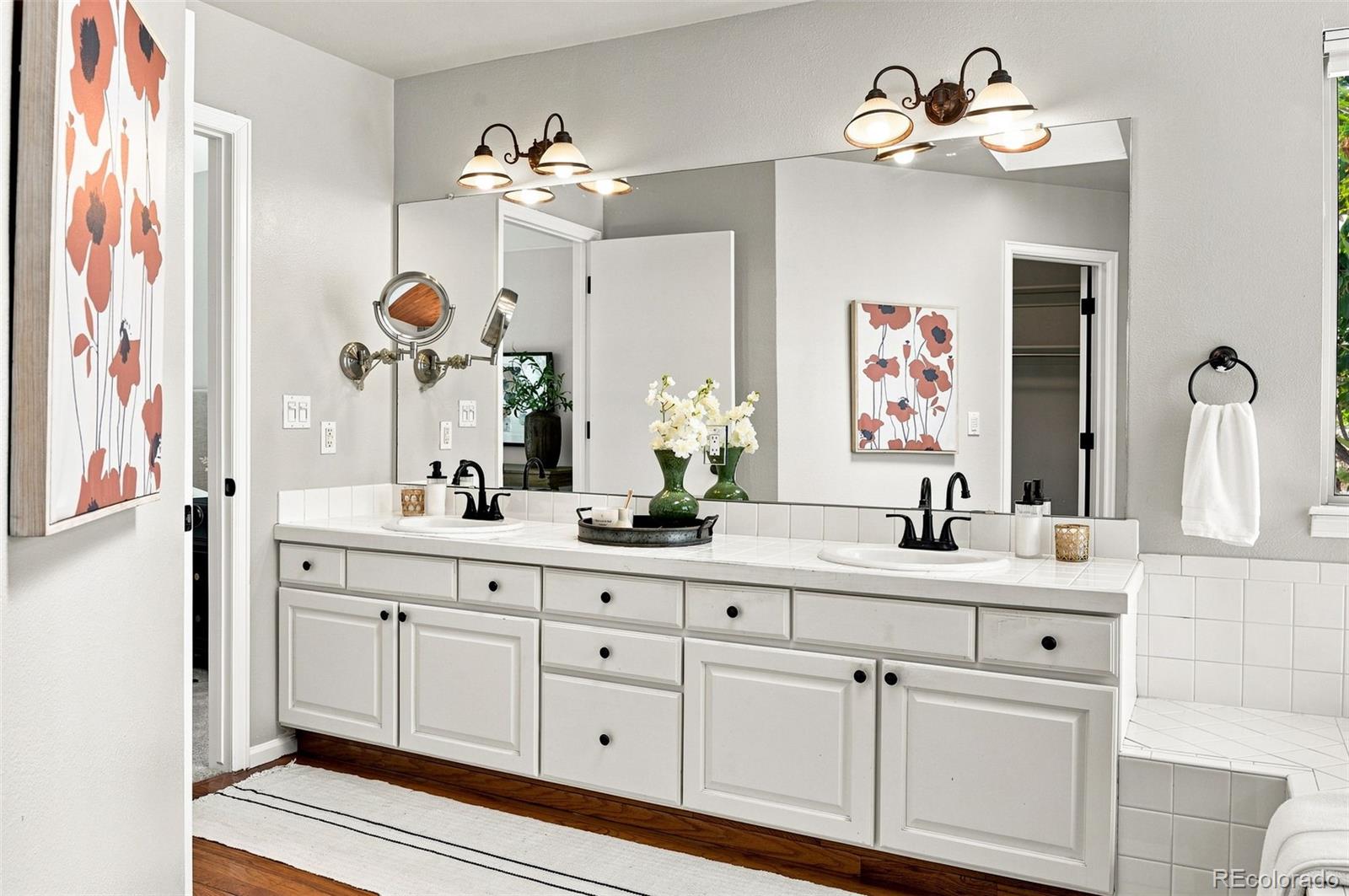 9815 Spring Hill Street Highlands Ranch, CO 80129 - Photo 32 of 49 Gallery Image 32
