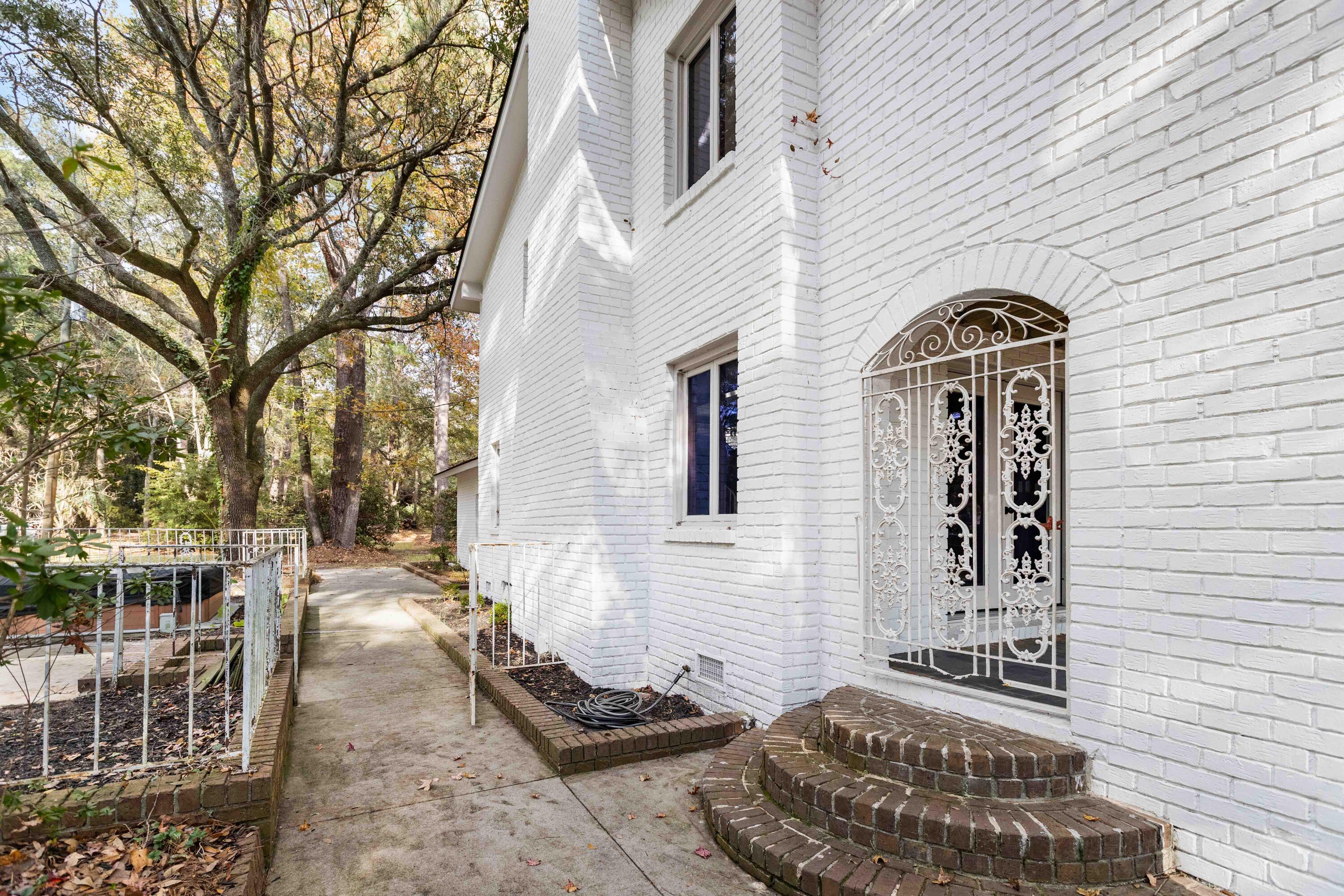 9875 Jamison Road Summerville, SC 29456 - Photo 23 of 131