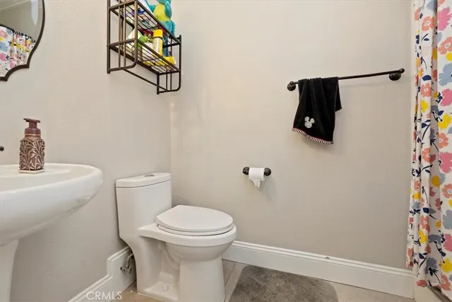 $700,000 | 5814 Pine Valley Drive, Fontana, CA 92336