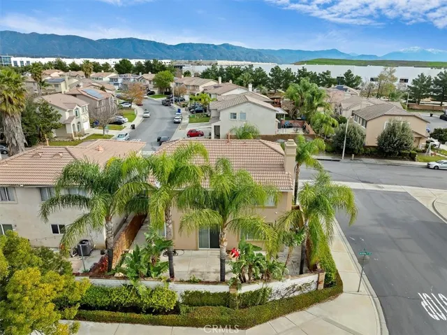 $700,000 | 5814 Pine Valley Drive, Fontana, CA 92336