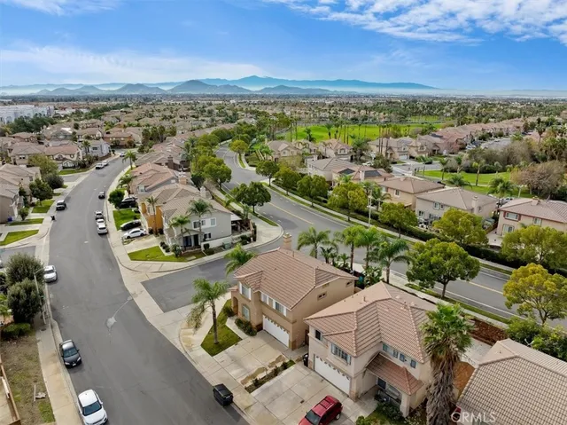 $700,000 | 5814 Pine Valley Drive, Fontana, CA 92336