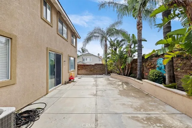 $700,000 | 5814 Pine Valley Drive, Fontana, CA 92336