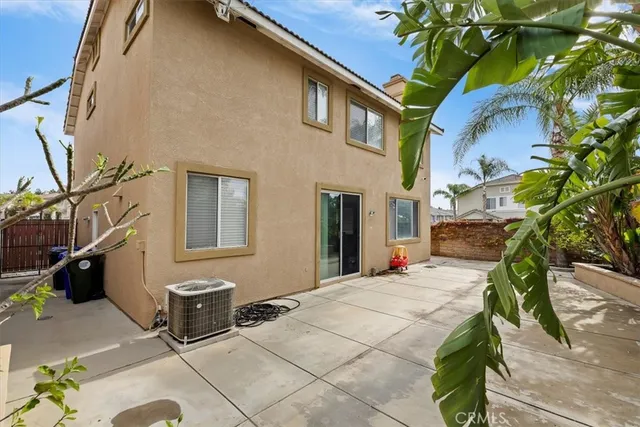 $700,000 | 5814 Pine Valley Drive, Fontana, CA 92336