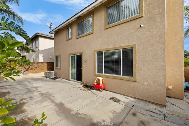 $700,000 | 5814 Pine Valley Drive, Fontana, CA 92336