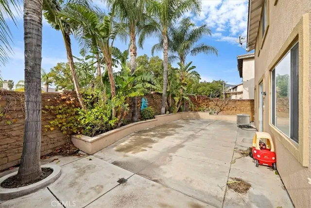 $700,000 | 5814 Pine Valley Drive, Fontana, CA 92336