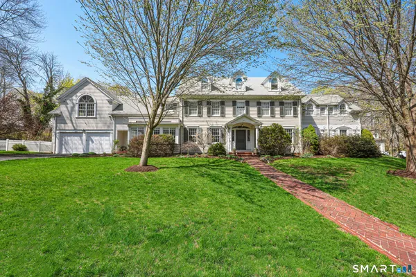 $1,999,000 | 16 Lookout Drive North, Fairfield, CT 06825