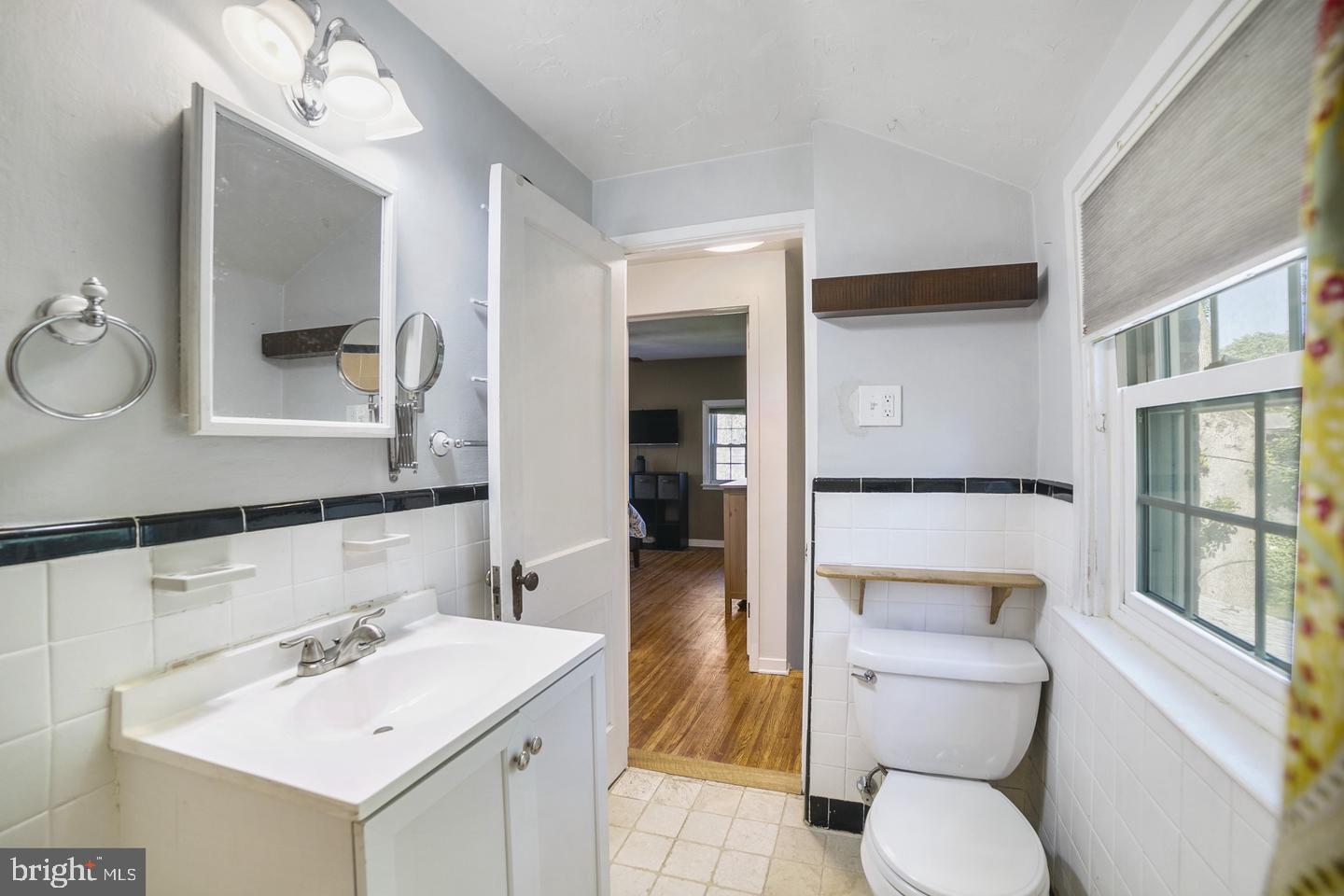 608 North Manoa Road Havertown, PA 19083 - Photo 13 of 22