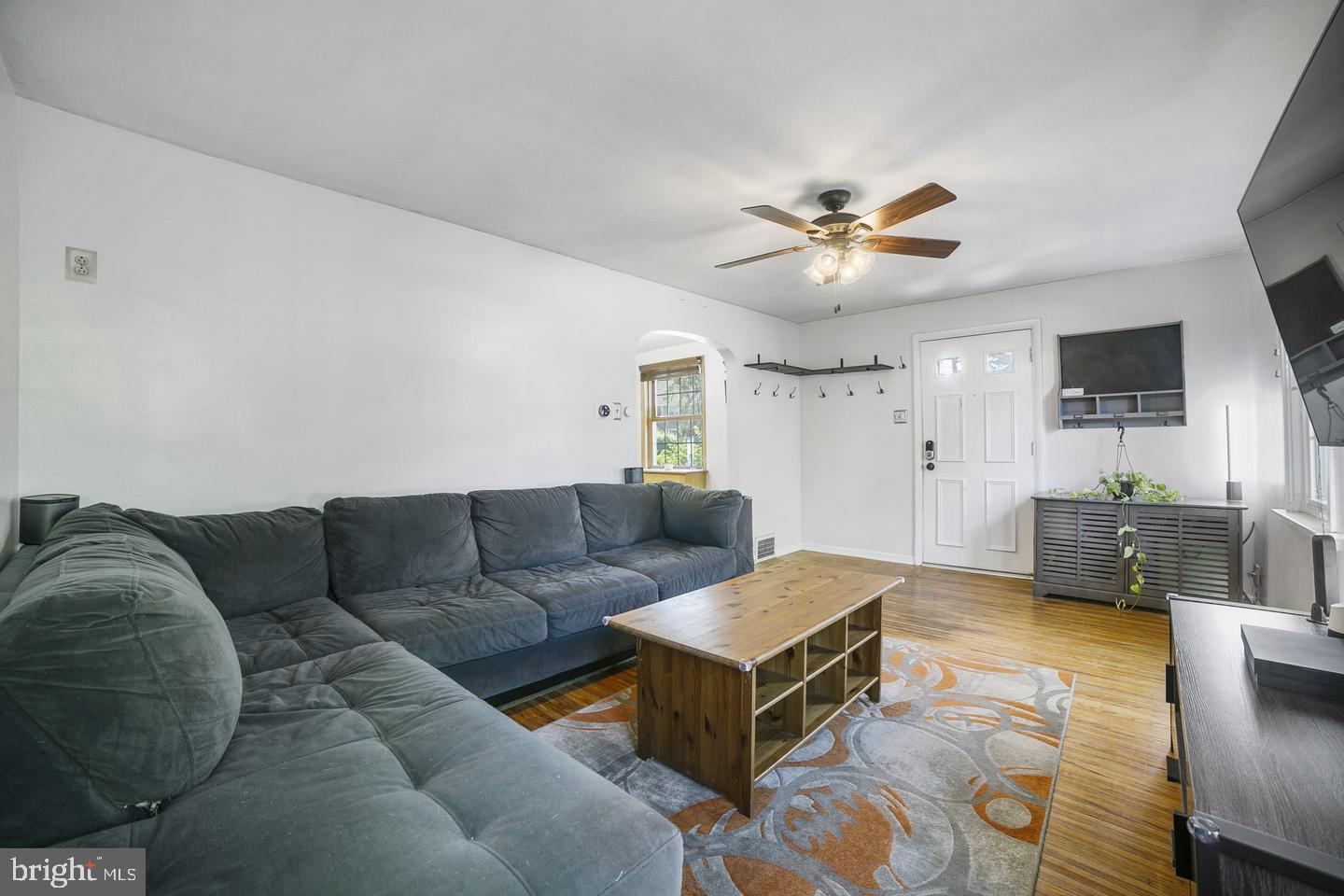 608 North Manoa Road Havertown, PA 19083 - Photo 4 of 22