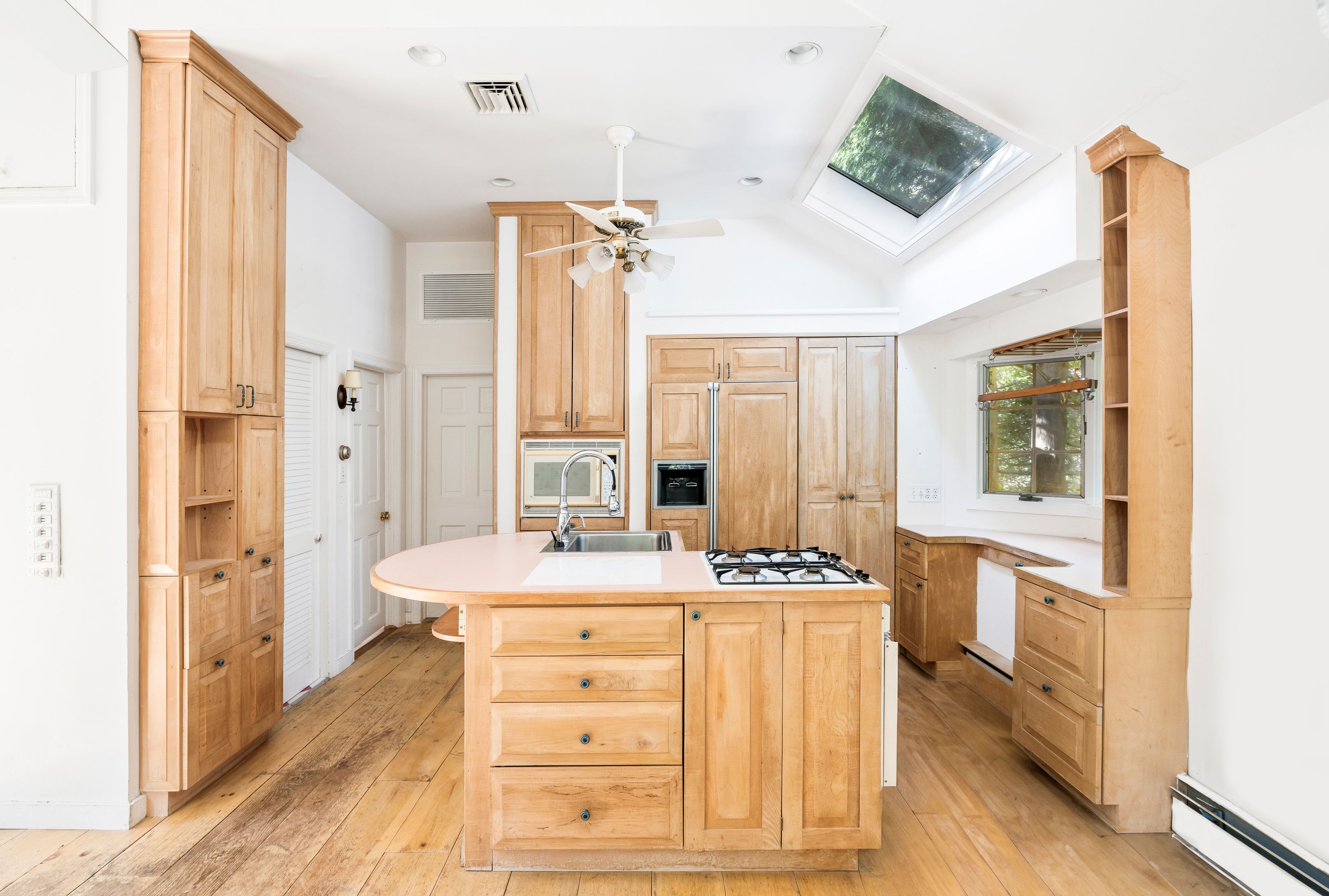 26 Cooper Lane East Hampton, NY 11937 - Photo 9 of 15