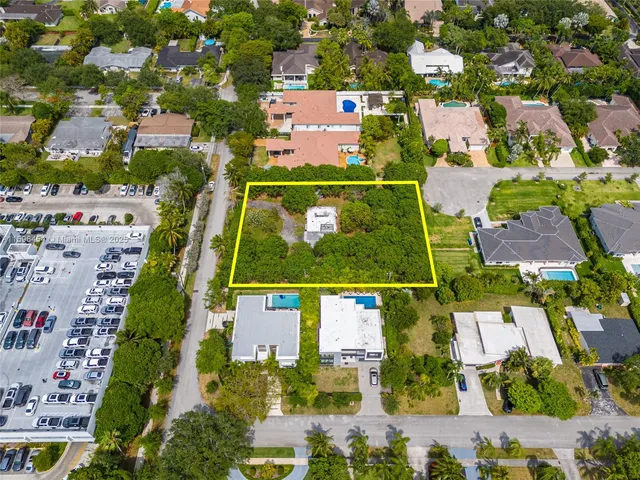 $2,900,000 | 7800 Southwest 110th Street, Pinecrest, FL 33156