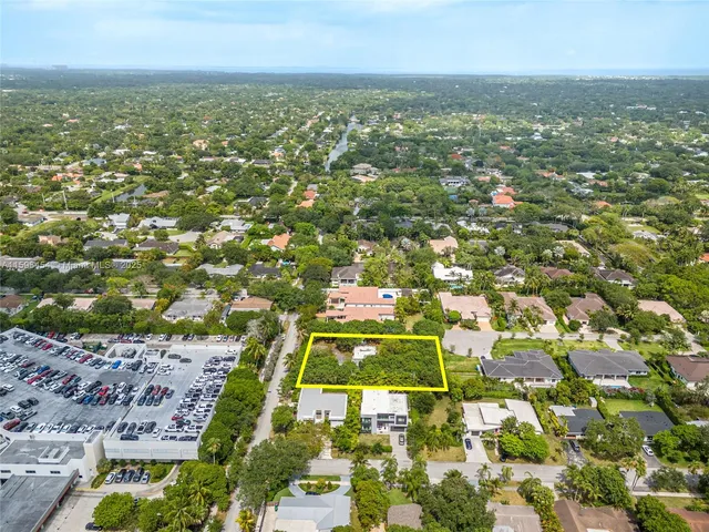 $2,900,000 | 7800 Southwest 110th Street, Pinecrest, FL 33156