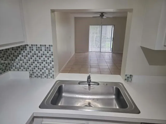 $1,850 | 7406 Woodmont Terrace, Unit 105, Tamarac, FL 33321